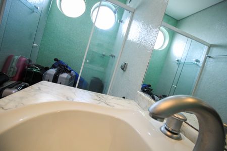 Casa à venda com 320m², 4 quartos e 4 vagas Casa à venda com 320m², 4 quartos e 4 vagasBanheiro da Suíte 3