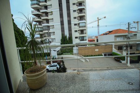 Casa à venda com 320m², 4 quartos e 4 vagas Casa à venda com 320m², 4 quartos e 4 vagasSuíte 3 Vista