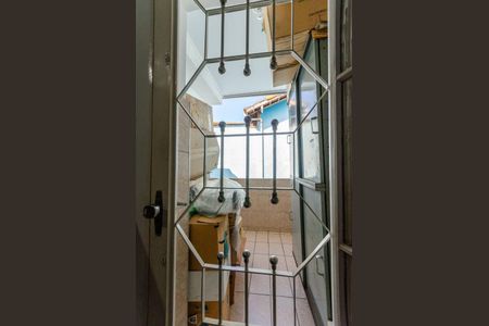 Casa à venda com 120m², 2 quartos e 1 vaga Casa à venda com 120m², 2 quartos e 1 vagaSuíte - Janela