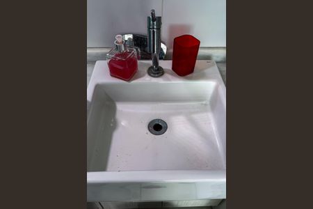 Casa de condomínio à venda com 59m², 2 quartos e 1 vagaBanheiro da Suíte