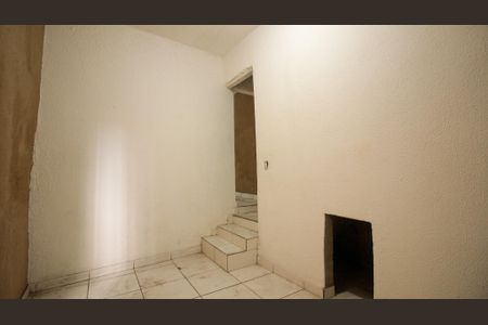 Casa para alugar com 70m², 1 quarto e sem vaga