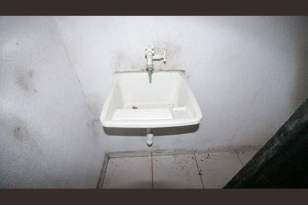 Casa para alugar com 70m², 1 quarto e sem vaga