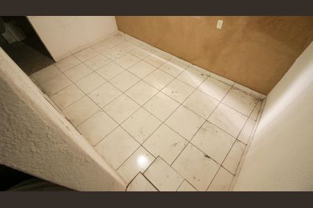 Casa para alugar com 70m², 1 quarto e sem vaga