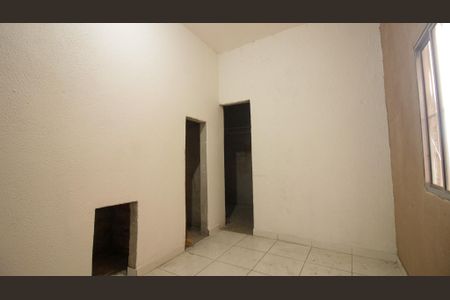 Casa para alugar com 70m², 1 quarto e sem vaga