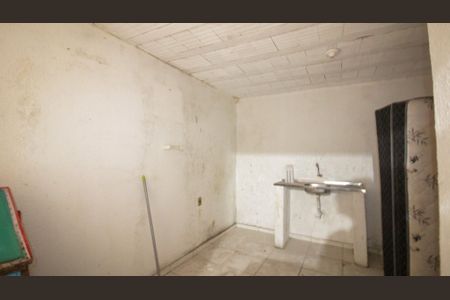 Casa para alugar com 70m², 1 quarto e sem vaga