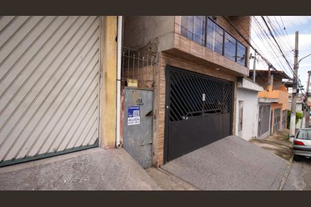 Casa para alugar com 70m², 1 quarto e sem vaga