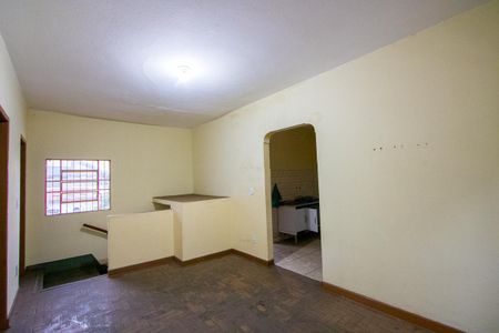 Casa à venda com 264m², 2 quartos e 3 vagas Casa à venda com 264m², 2 quartos e 3 vagasSala