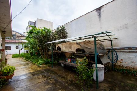 Casa à venda com 264m², 2 quartos e 3 vagas Casa à venda com 264m², 2 quartos e 3 vagasQuinta/Jardim