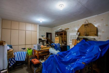 Casa à venda com 264m², 2 quartos e 3 vagas Casa à venda com 264m², 2 quartos e 3 vagasDepósito