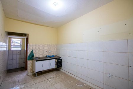 Casa à venda com 264m², 2 quartos e 3 vagas Casa à venda com 264m², 2 quartos e 3 vagasCozinha/Área de serviço