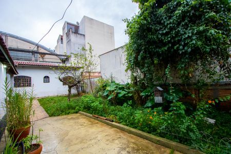 Casa à venda com 264m², 2 quartos e 3 vagas Casa à venda com 264m², 2 quartos e 3 vagasQuinta/Jardim