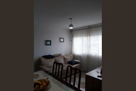 Casa à venda com 240m², 3 quartos e 2 vagas Casa à venda com 240m², 3 quartos e 2 vagasSala