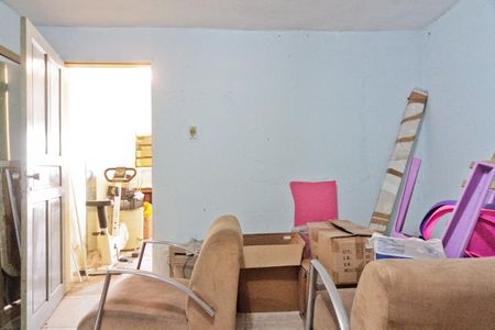 Casa à venda com 300m², 2 quartos e 4 vagasEdícula - quarto