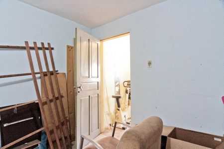 Casa à venda com 300m², 2 quartos e 4 vagasEdícula - quarto