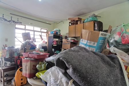 Casa à venda com 300m², 2 quartos e 4 vagasEdícula