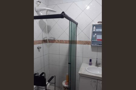 Casa à venda com 270m², 3 quartos e 2 vagasBanheiro