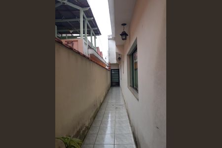 Casa à venda com 270m², 3 quartos e 2 vagasEntrada Lateral