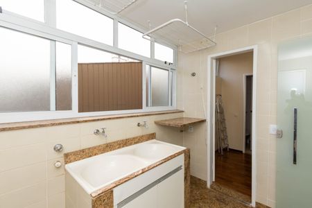 Apartamento para alugar com 150m², 3 quartos e 2 vagas Apartamento para alugar com 150m², 3 quartos e 2 vagasÁrea de Serviço