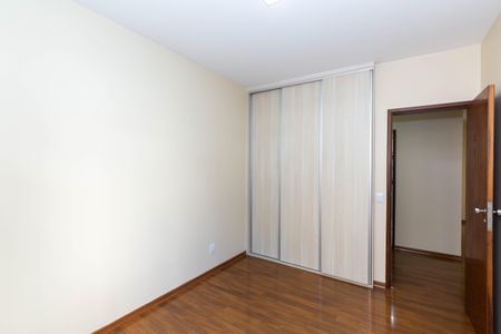 Apartamento para alugar com 150m², 3 quartos e 2 vagas Apartamento para alugar com 150m², 3 quartos e 2 vagasSuíte
