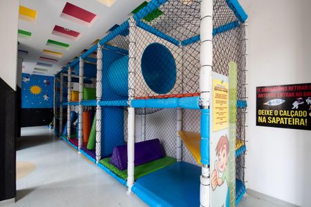 Apartamento à venda com 57m², 2 quartos e 1 vagaÁrea comum