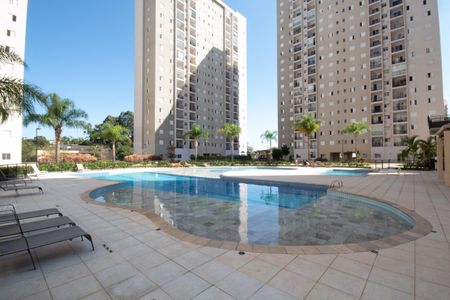 Apartamento à venda com 57m², 2 quartos e 1 vagaÁrea comum - Piscina