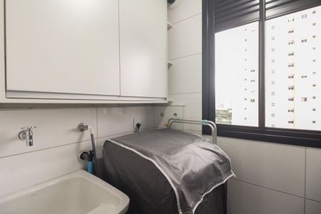 Apartamento para alugar com 40m², 2 quartos e 1 vagaÁrea de Serviço