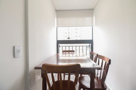 Apartamento para alugar com 40m², 2 quartos e 1 vagaVaranda