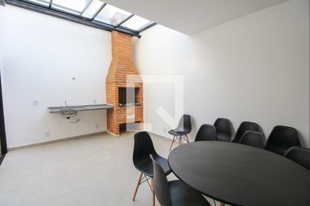 Apartamento para alugar com 40m², 2 quartos e 1 vagaÁrea comum - Churrasqueira