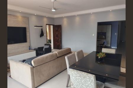 Casa para alugar com 166m², 3 quartos e 2 vagas Casa para alugar com 166m², 3 quartos e 2 vagasSala
