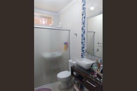 Casa para alugar com 166m², 3 quartos e 2 vagas Casa para alugar com 166m², 3 quartos e 2 vagasBanheiro