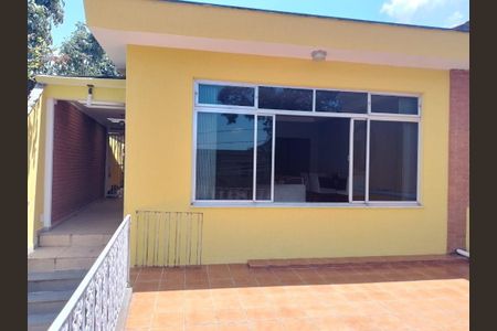 Casa para alugar com 166m², 3 quartos e 2 vagas Casa para alugar com 166m², 3 quartos e 2 vagasFrente