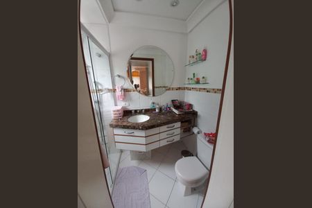 Casa à venda com 253m², 3 quartos e 4 vagas Casa à venda com 253m², 3 quartos e 4 vagasBanheiro