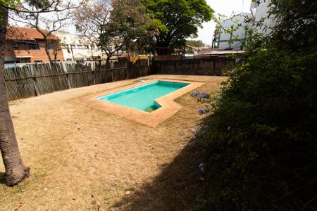 Casa à venda com 1500m², 3 quartos e 4 vagas Casa à venda com 1500m², 3 quartos e 4 vagasÁrea Externa