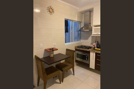 Casa de condomínio à venda com 78m², 2 quartos e 2 vagasCozinha