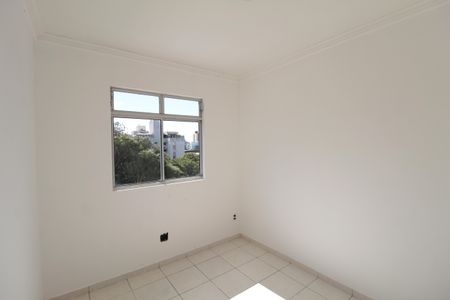 Apartamento à venda com 120m², 3 quartos e 1 vagaQuarto 2