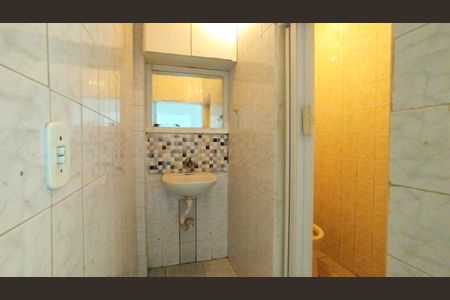 Apartamento para alugar com 84m², 2 quartos e sem vaga Apartamento para alugar com 84m², 2 quartos e sem vagaBanheiro - pia