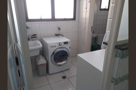 Apartamento à venda com 88m², 3 quartos e 2 vagasLavanderia