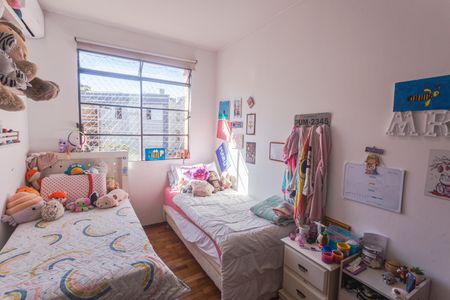 Apartamento à venda com 97m², 3 quartos e 1 vagaQuarto 2