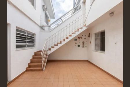 Casa à venda com 192m², 3 quartos e 2 vagasQUINTAL