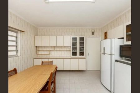 Casa à venda com 192m², 3 quartos e 2 vagasCOZINHA