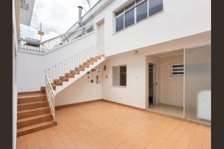 Casa à venda com 192m², 3 quartos e 2 vagasQUINTAL