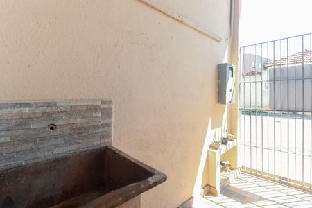 Casa para alugar com 60m², 1 quarto e sem vagaÁrea de Serviço 