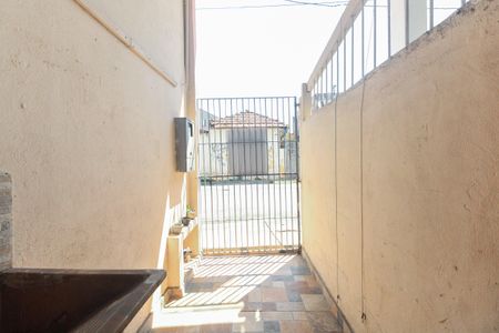 Casa para alugar com 60m², 1 quarto e sem vagaÁrea de Serviço 