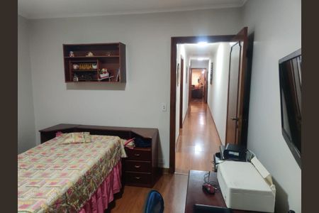 Casa à venda com 220m², 3 quartos e 4 vagasDormitório