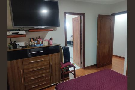 Casa à venda com 220m², 3 quartos e 4 vagasDormitório