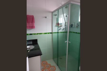 Casa à venda com 223m², 3 quartos e 4 vagas Casa à venda com 223m², 3 quartos e 4 vagasBanheiro