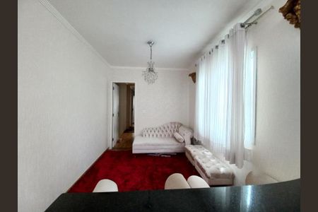 Casa à venda com 223m², 3 quartos e 4 vagas Casa à venda com 223m², 3 quartos e 4 vagasCorredor