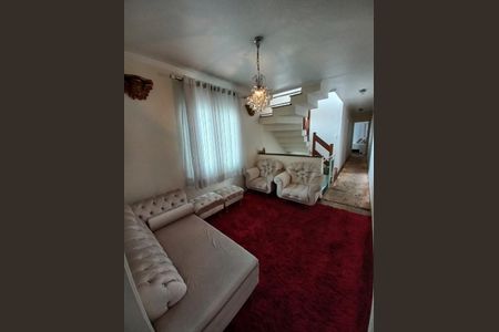 Casa à venda com 223m², 3 quartos e 4 vagas Casa à venda com 223m², 3 quartos e 4 vagasCorredor