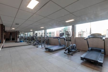 Apartamento à venda com 221m², 4 quartos e 4 vagasÁrea comum - Academia