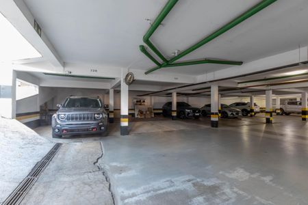 Apartamento à venda com 221m², 4 quartos e 4 vagasGaragem